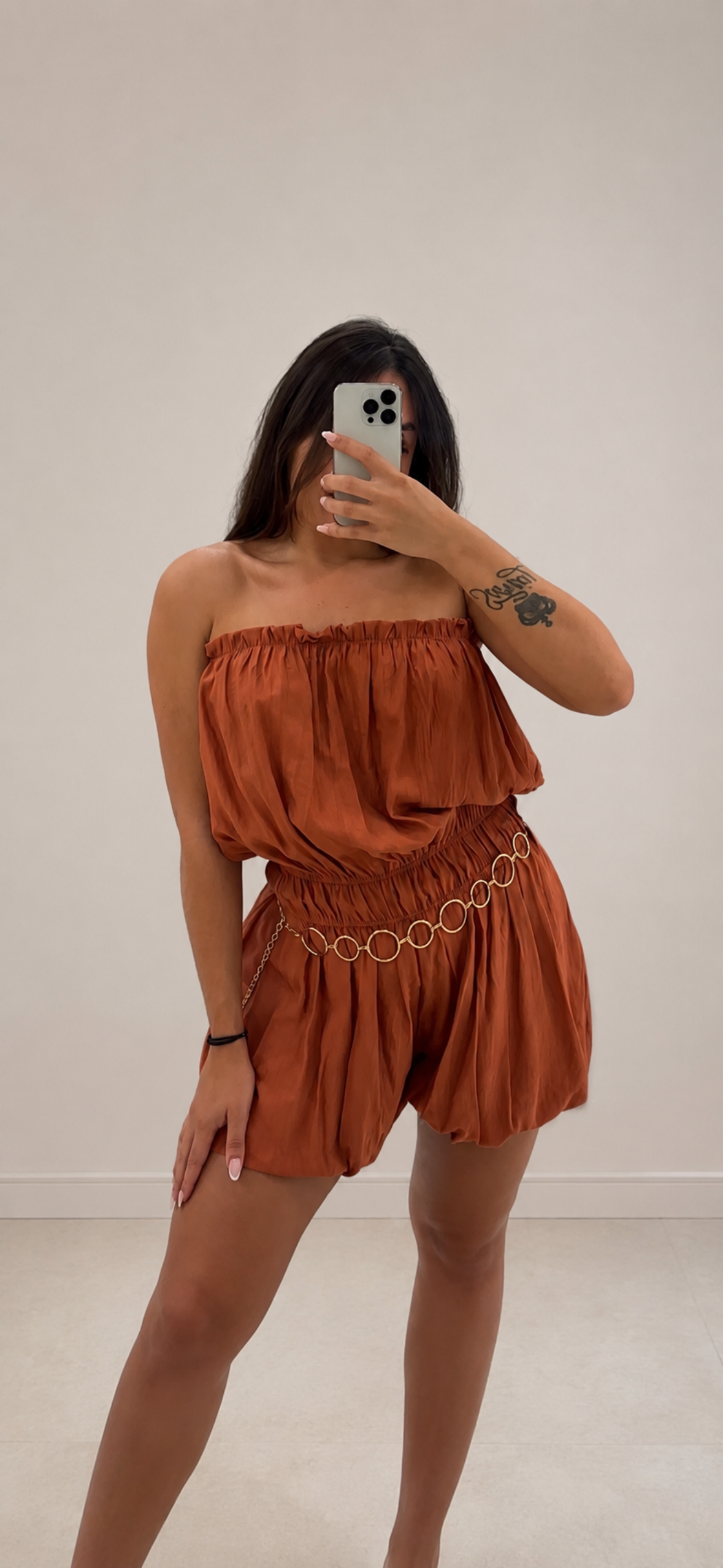 Mono Romina teja