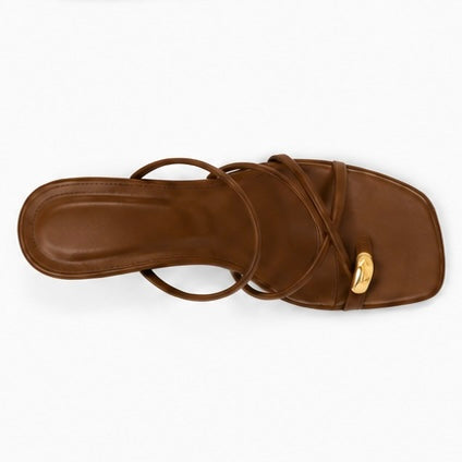 Sandalia camel gold